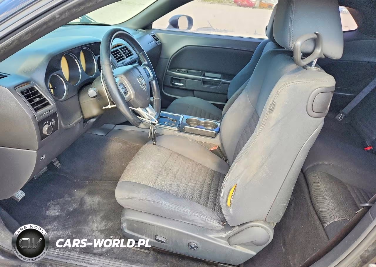 2012 Dodge Challenger Sxt VIN:2C3CDYAG2CH130815 - 7