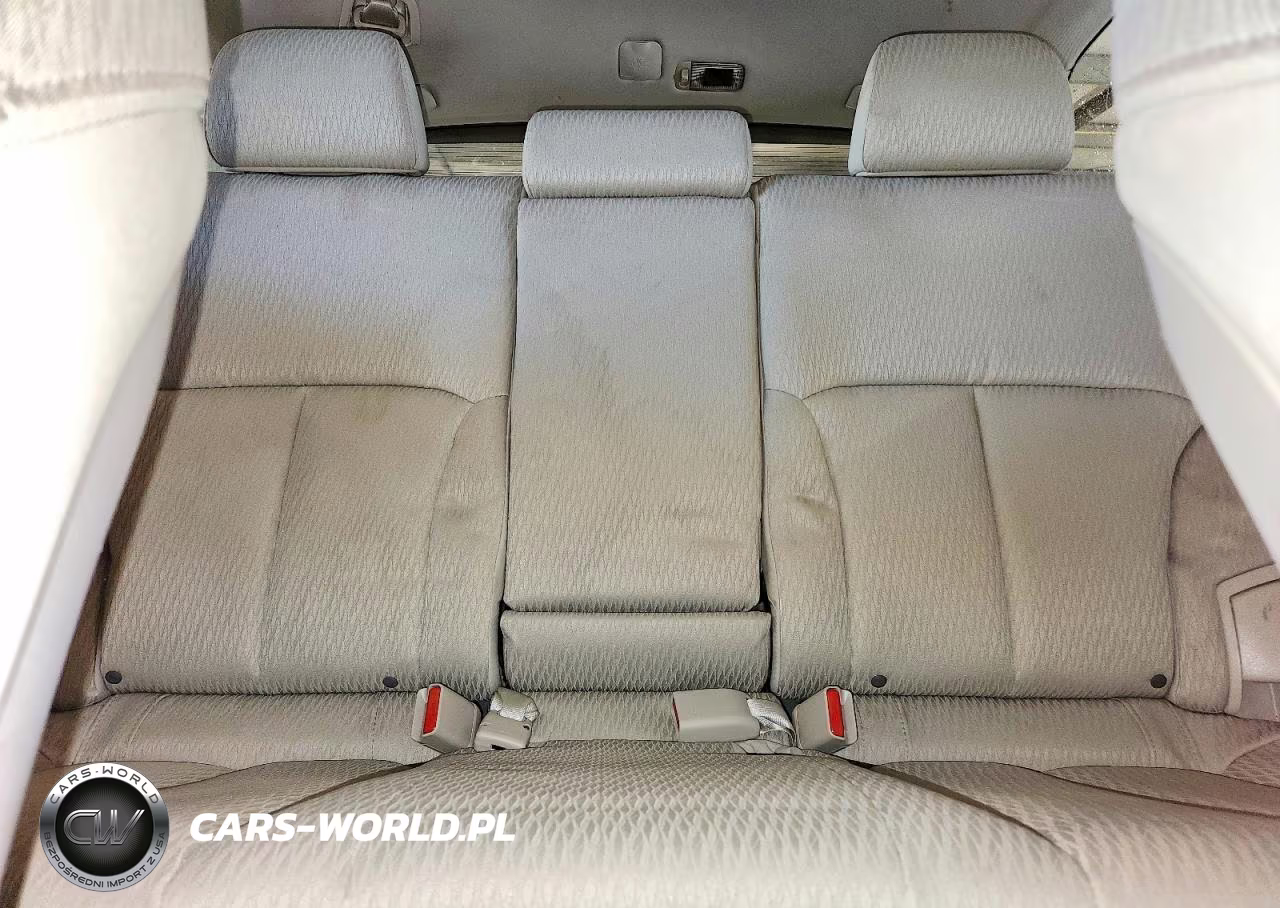 2011 Subaru Outback 2.5I VIN:4S4BRBAC0B3442714 - 10
