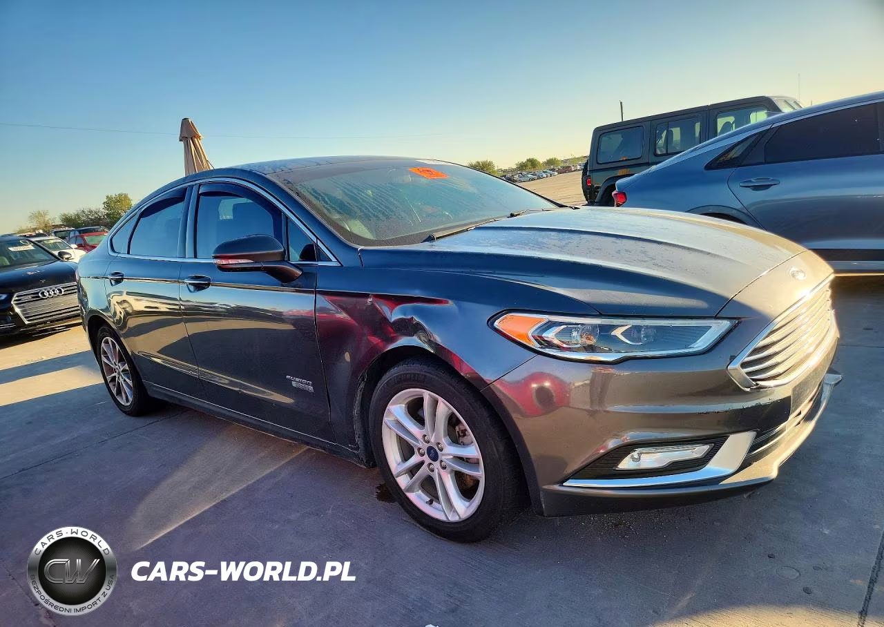 2017 Ford Fusion Titanium Phev VIN:3FA6P0SU2HR209845 - 4