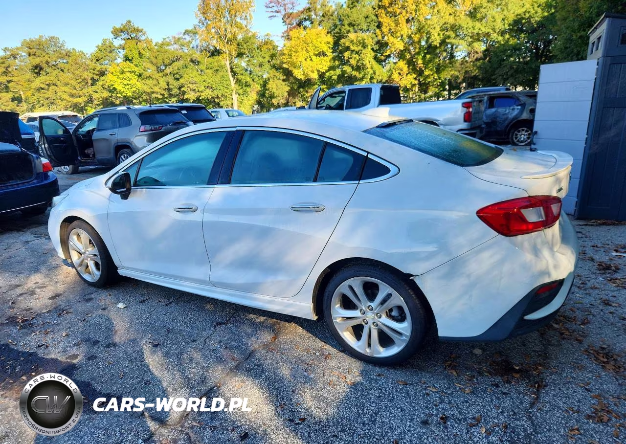 2016 Chevrolet Cruze Premier VIN:1G1BG5SM9G7235749 - 2