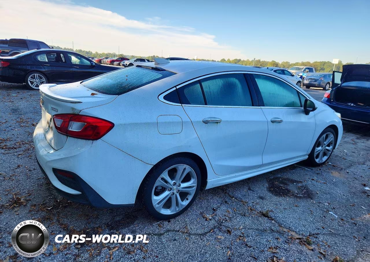 2016 Chevrolet Cruze Premier VIN:1G1BG5SM9G7235749 - 3