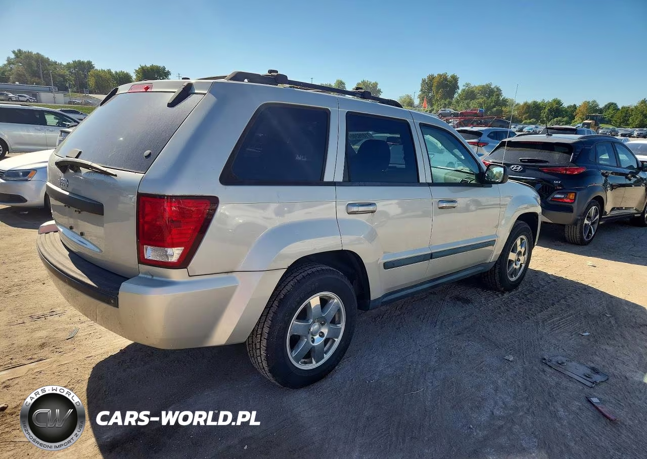 2008 Jeep Grand Cherokee Laredo VIN:1J8GR48K28C218168 - 3