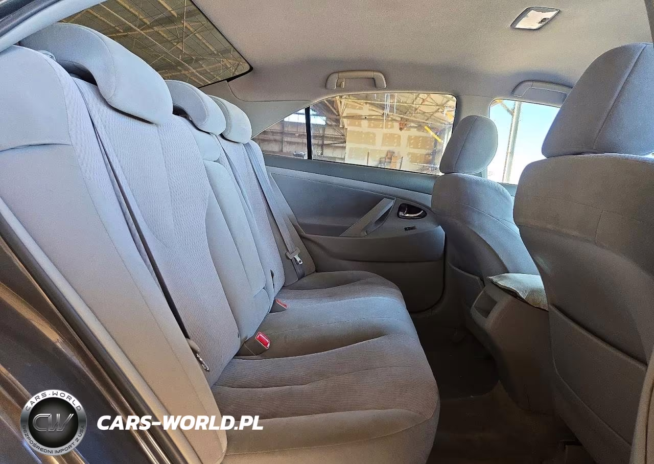 2010 Toyota Camry Le VIN:4T1BF3EK0AU095703 - 10