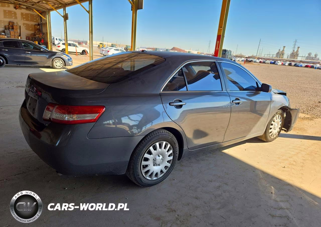 2010 Toyota Camry Le VIN:4T1BF3EK0AU095703 - 3