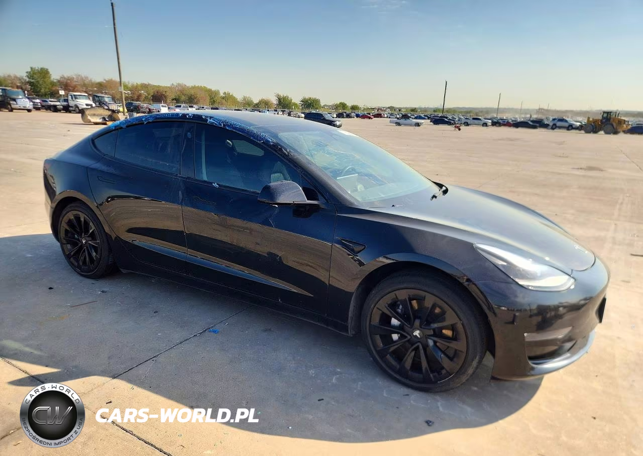 2022 Tesla Model 3 VIN:5YJ3E1EB8NF191030 - 4