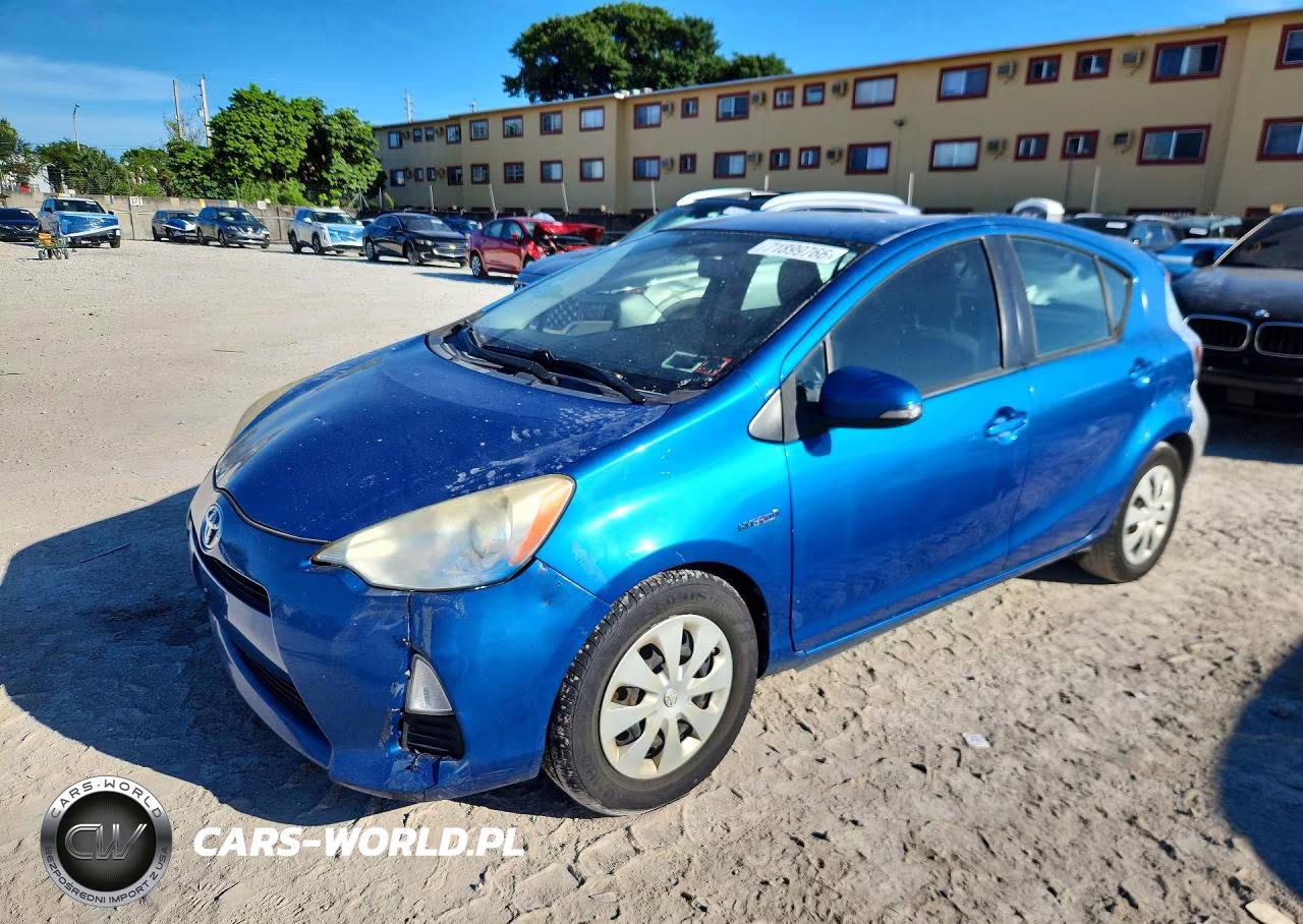 2012 Toyota Prius C Two – zdjęcie 1 z 12