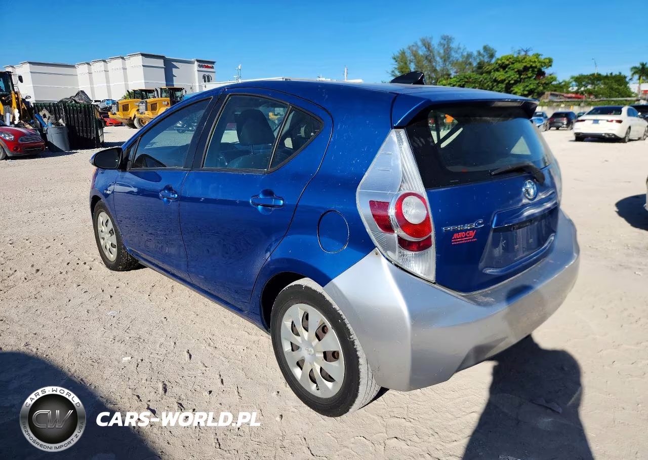 2012 Toyota Prius C Two VIN:JTDKDTB38C1009288 - 2