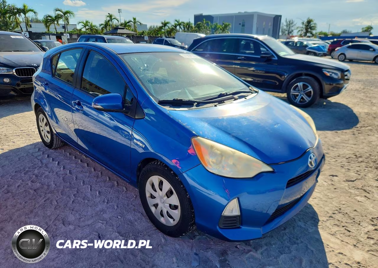 2012 Toyota Prius C Two VIN:JTDKDTB38C1009288 - 4