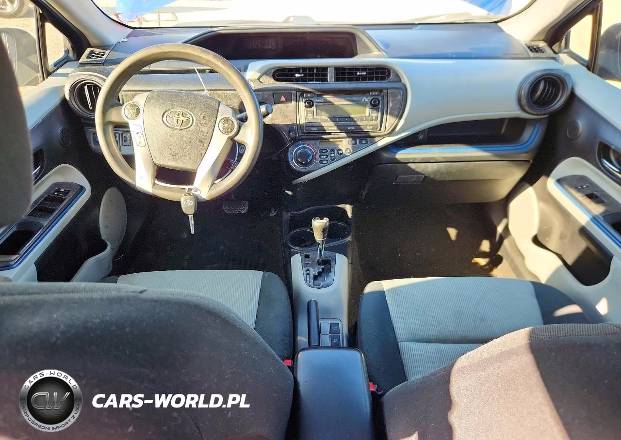 2012 Toyota Prius C Two VIN:JTDKDTB38C1009288 - 8