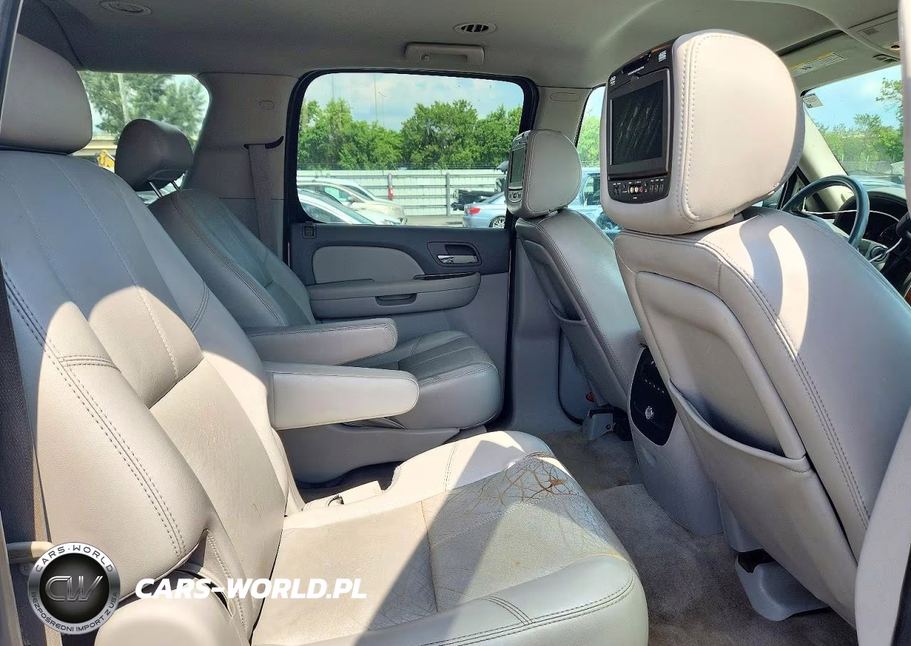 2007 Chevrolet Suburban C1500 VIN:3GNFC16067G144860 - 11
