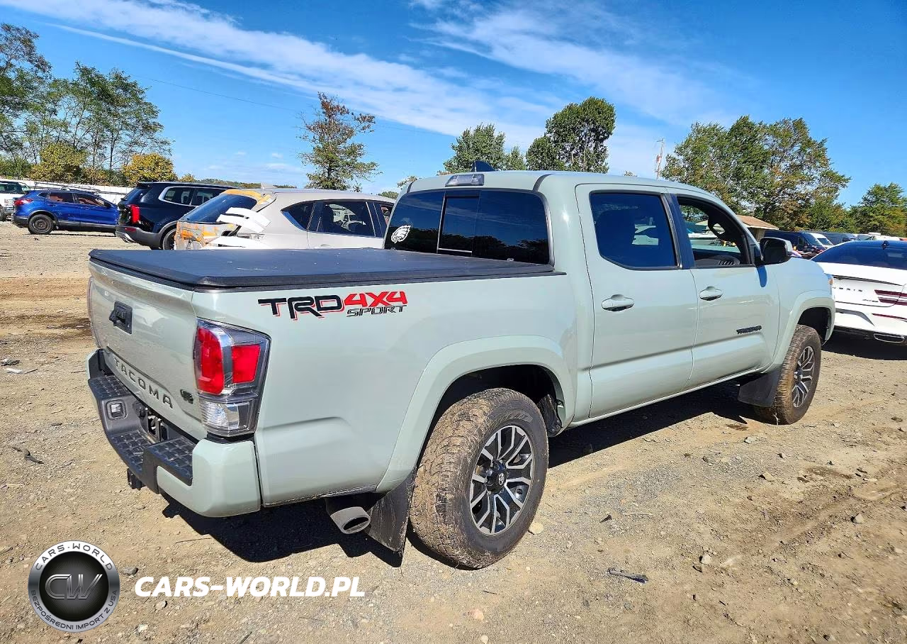 2022 Toyota Tacoma Trd Sport VIN:3TMCZ5AN1NM525888 - 3