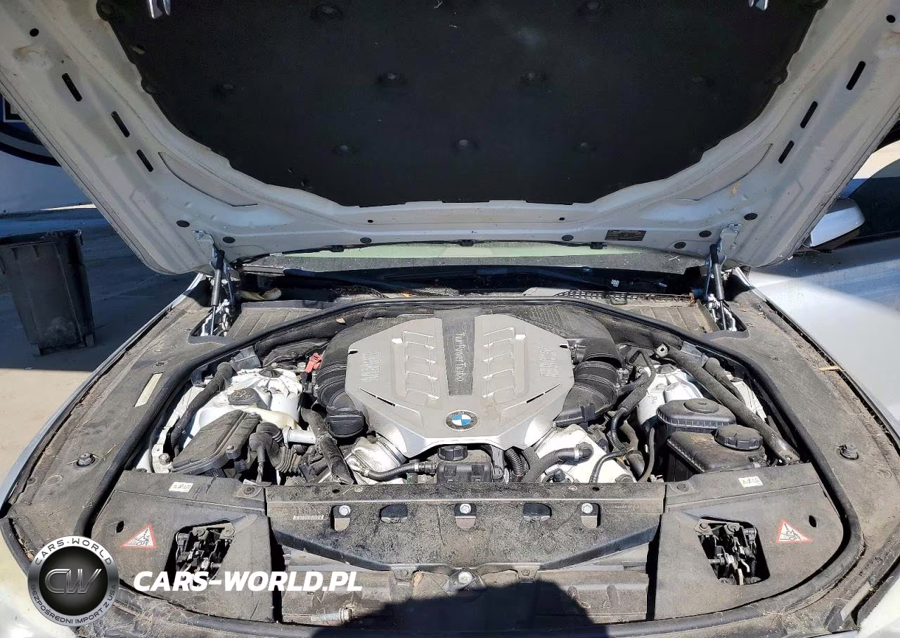 2011 BMW 750 Li VIN:WBAKB8C53BCY66962 - 11