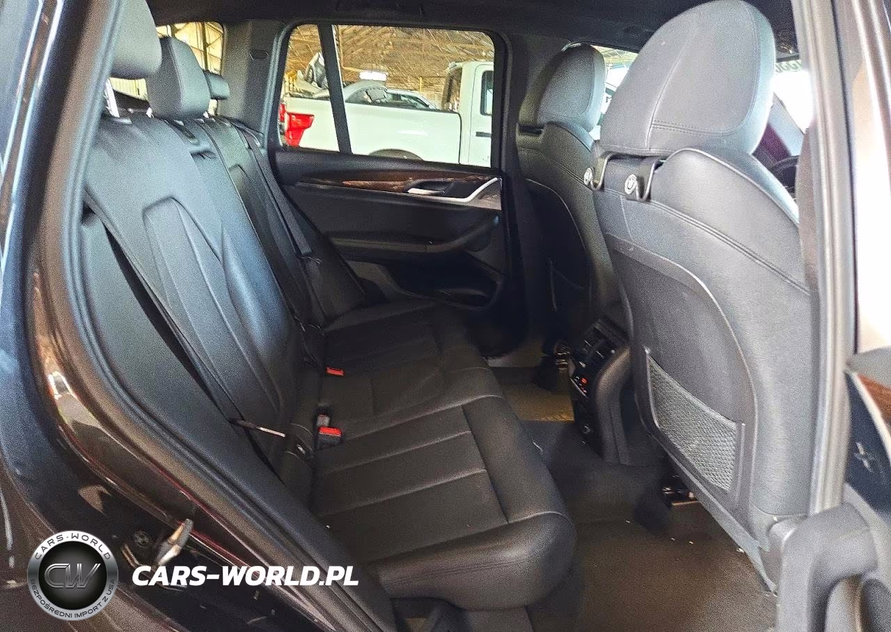 2019 BMW X3 xDrive30I VIN:5UXTR9C51KLE12025 - 11