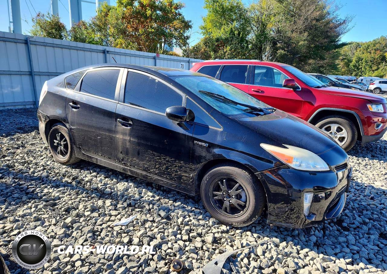 2012 Toyota Prius Three VIN:JTDKN3DU6C1599221 - 4