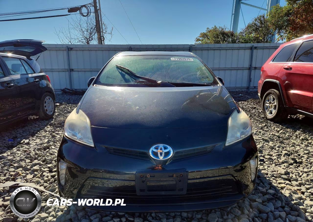 2012 Toyota Prius Three VIN:JTDKN3DU6C1599221 - 5