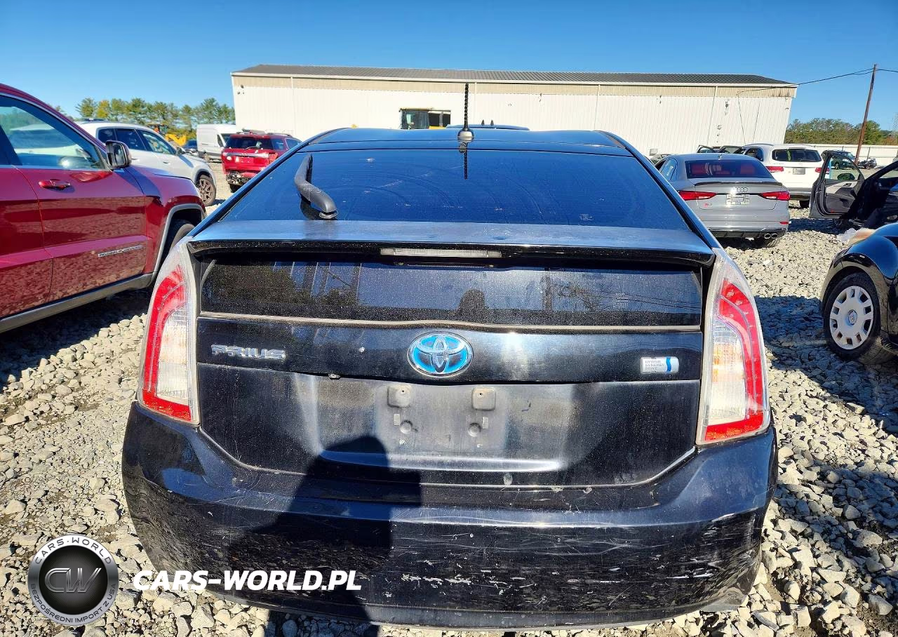 2012 Toyota Prius Three VIN:JTDKN3DU6C1599221 - 6