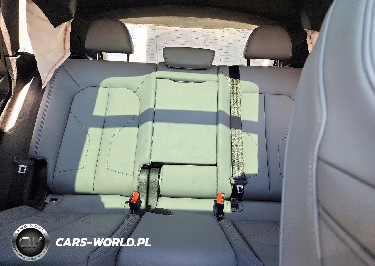 2025 Audi Q3 Premium S Line 45 VIN:WA1DECF3XS1023038 - 10