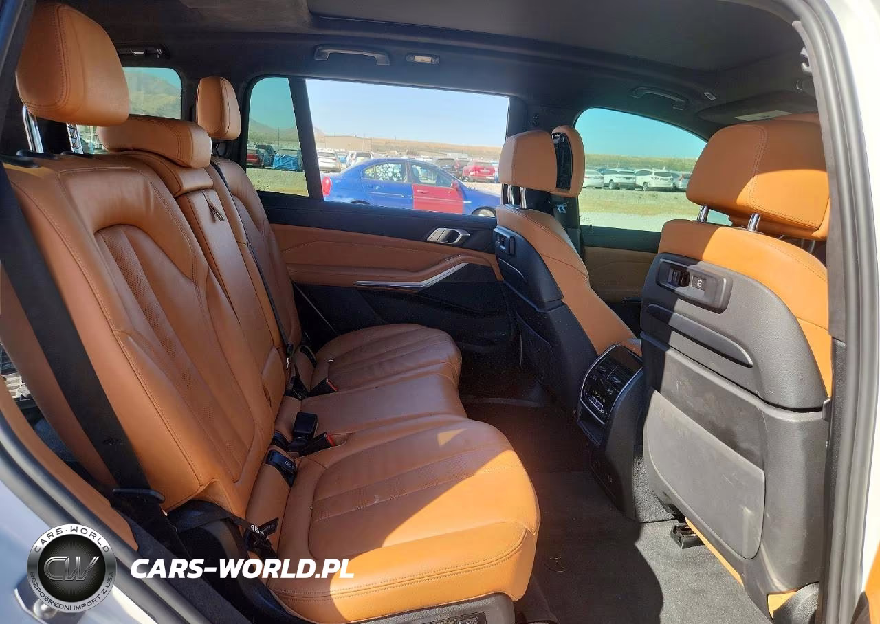 2022 BMW X7 xDrive40I VIN:5UXCW2C02N9K34757 - 11