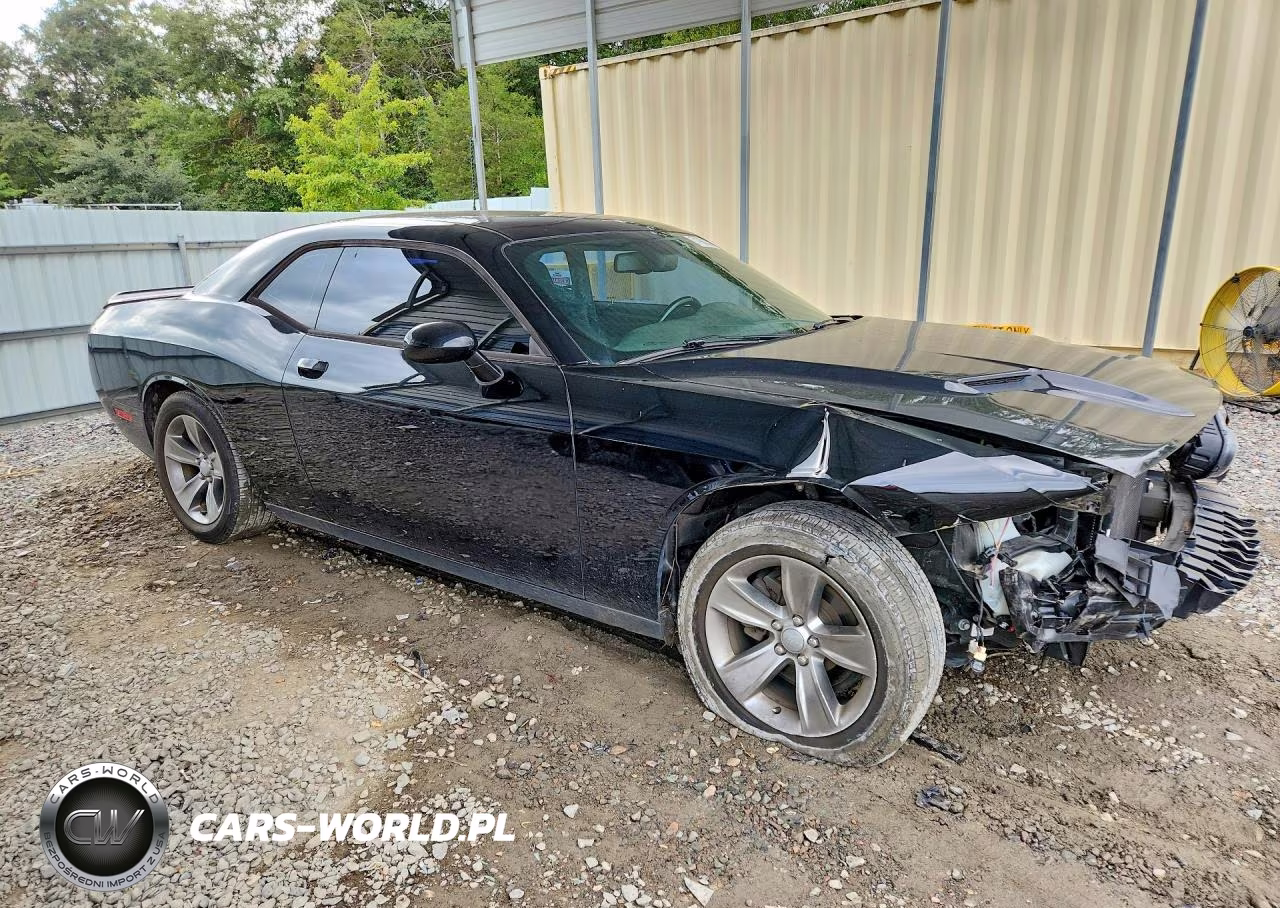 2019 Dodge Challenger Sxt VIN:2C3CDZAG4KH669196 - 4