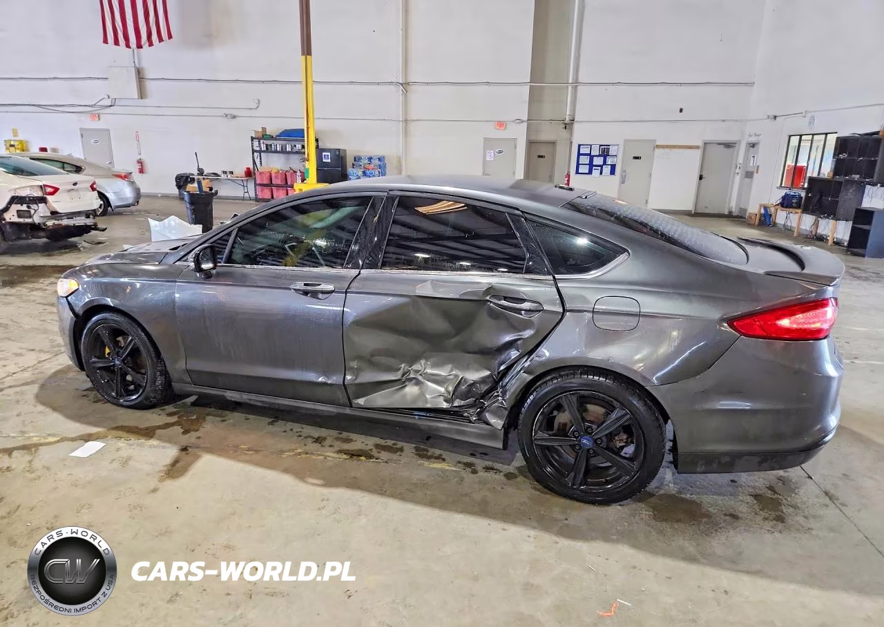 2016 Ford Fusion Se VIN:3FA6P0H75GR323905 - 2