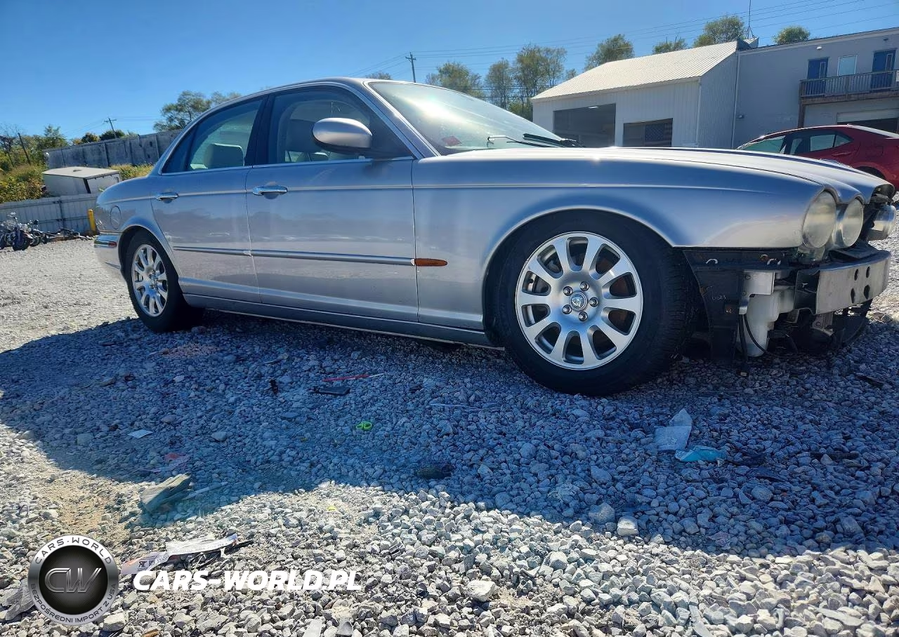 2004 Jaguar Xj8 VIN:SAJWA71C44SG21698 - 4