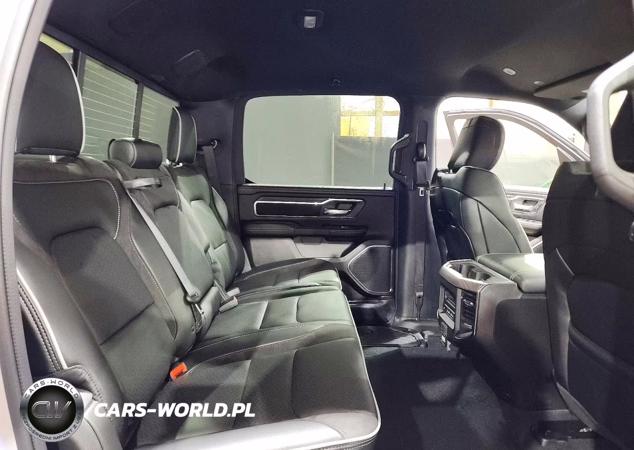 2027 Ram 1500 Laramie VIN:1C6SRFJP4VN579413 - 10