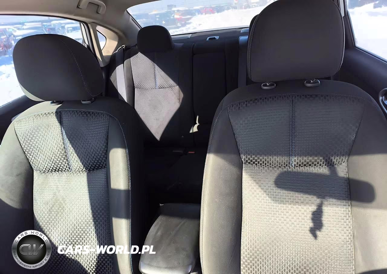 2019 Nissan Sentra Sr VIN:3N1AB7AP3KY207285 - 10