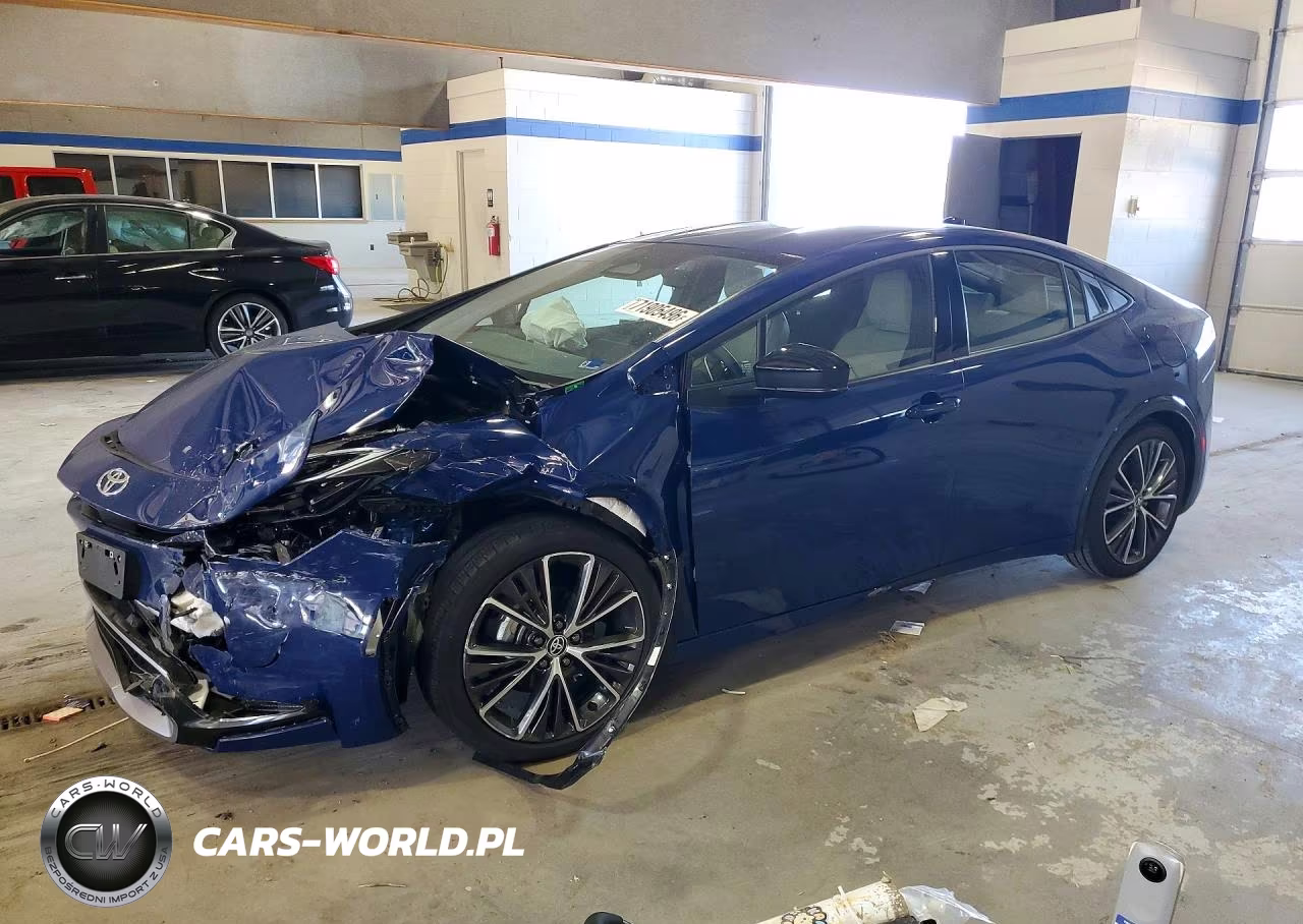 2026 Toyota Prius Xle VIN:JTDACAAU7T3071508 - 1