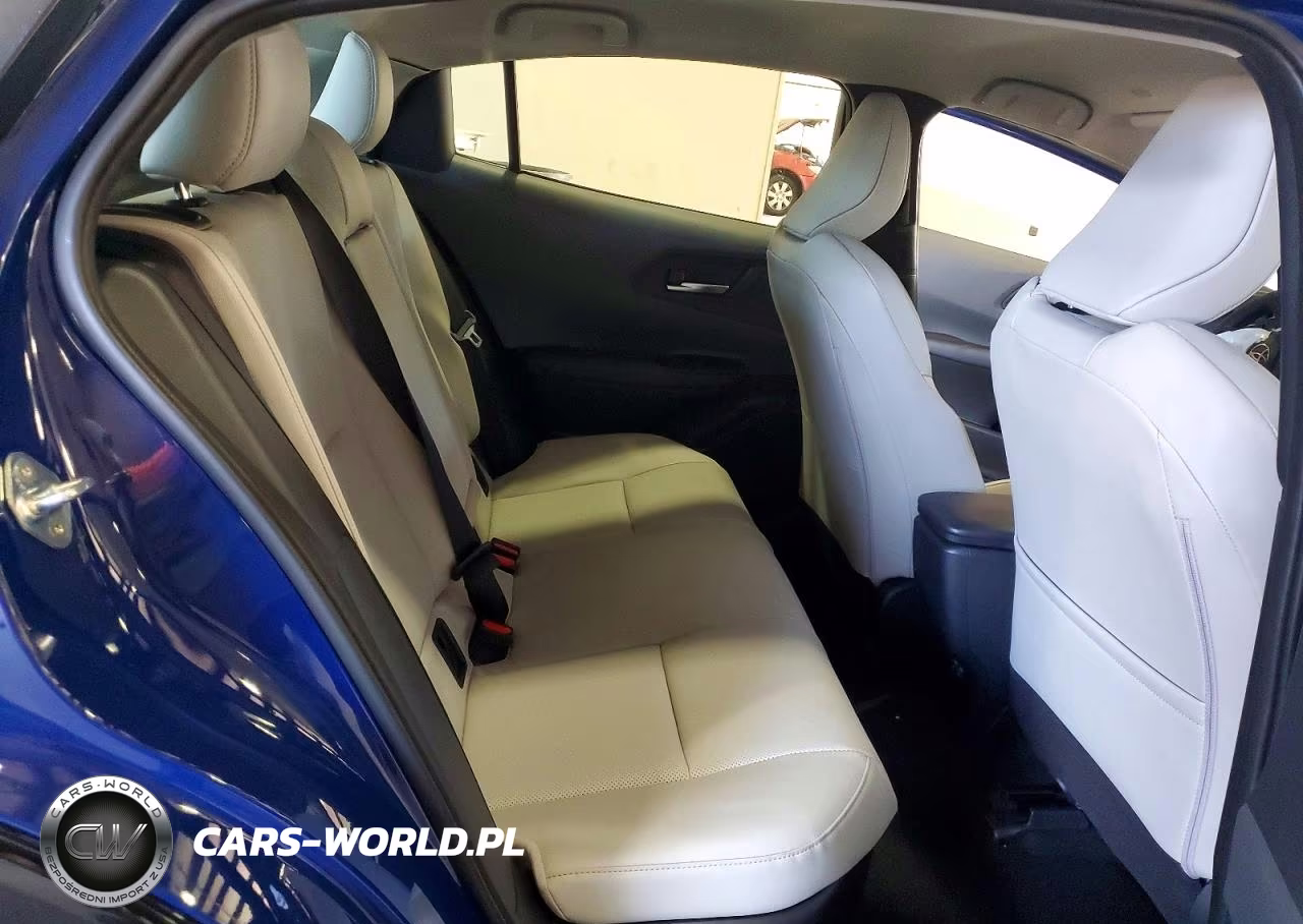 2026 Toyota Prius Xle VIN:JTDACAAU7T3071508 - 10