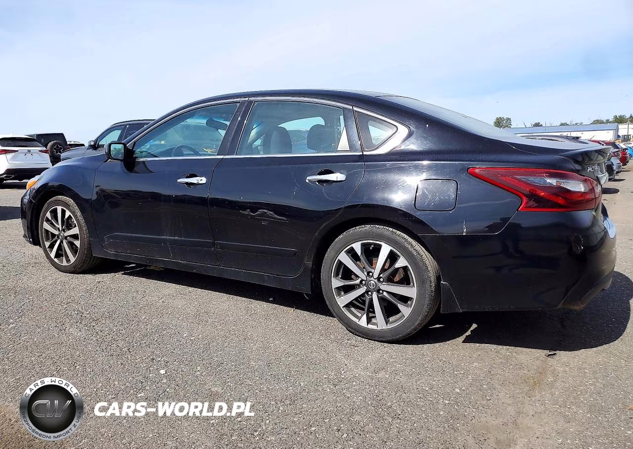 2017 Nissan Altima 2.5 Sr VIN:1N4AL3AP1HC123637 - 2