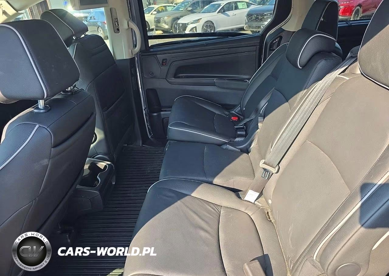 2026 Honda Odyssey Touring VIN:5FNRL6H86TB013630 - 12