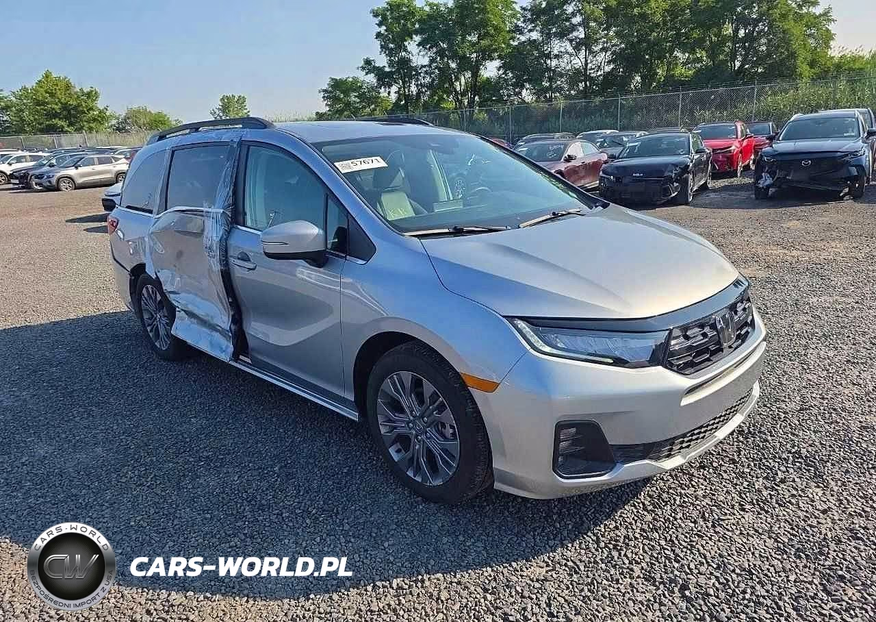 2026 Honda Odyssey Touring VIN:5FNRL6H86TB013630 - 3