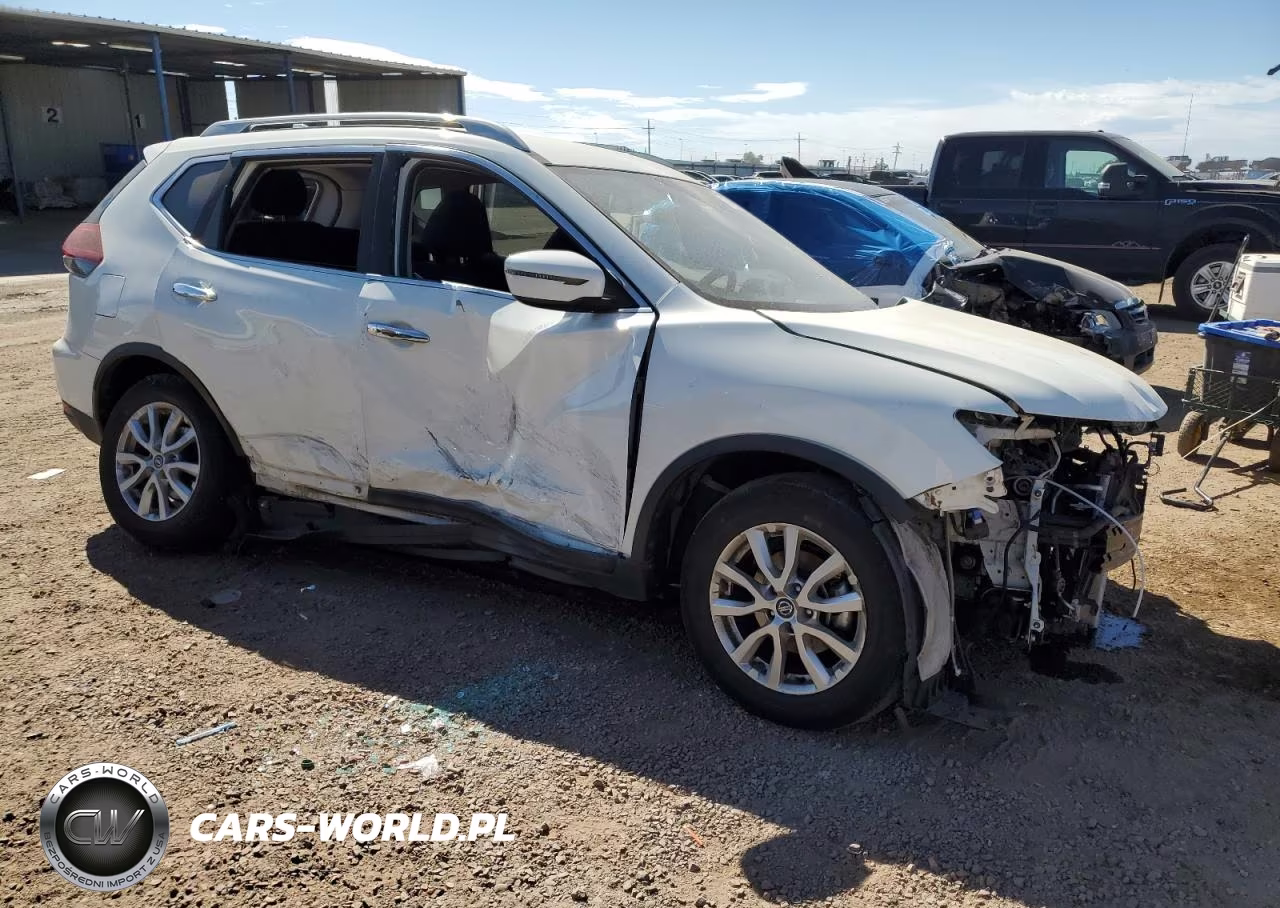 2018 Nissan Rogue S VIN:5N1AT2MV6JC787349 - 4