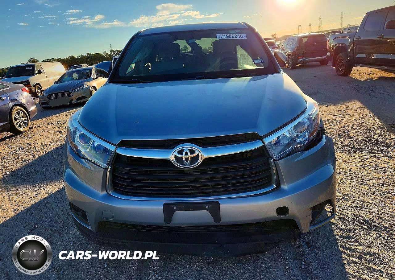 2015 Toyota Highlander Le VIN:5TDZKRFH3FS064221 - 5