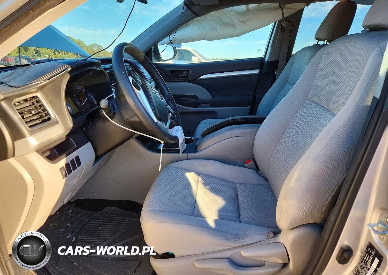 2015 Toyota Highlander Le VIN:5TDZKRFH3FS064221 - 7