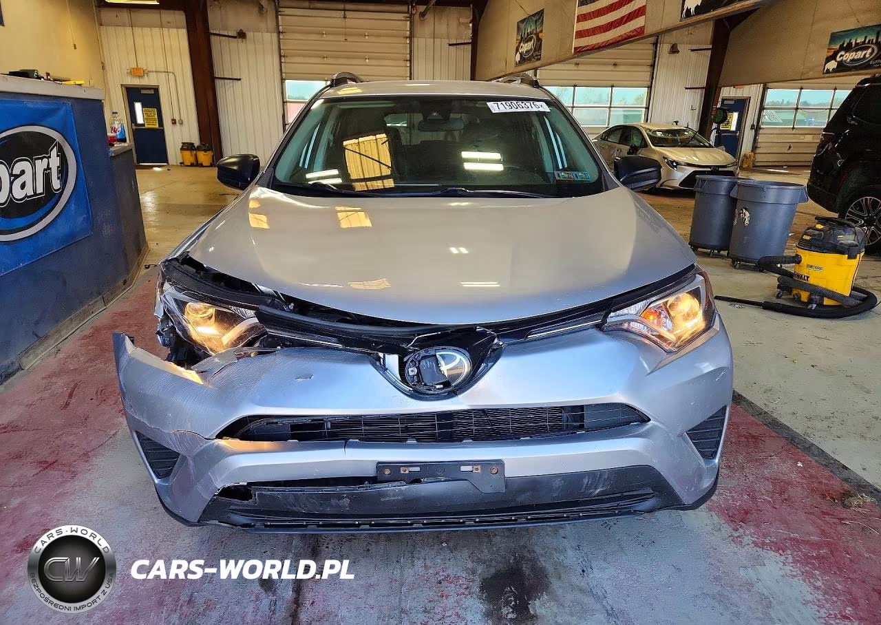 2017 Toyota Rav4 Le VIN:2T3BFREV6HW561424 - 5