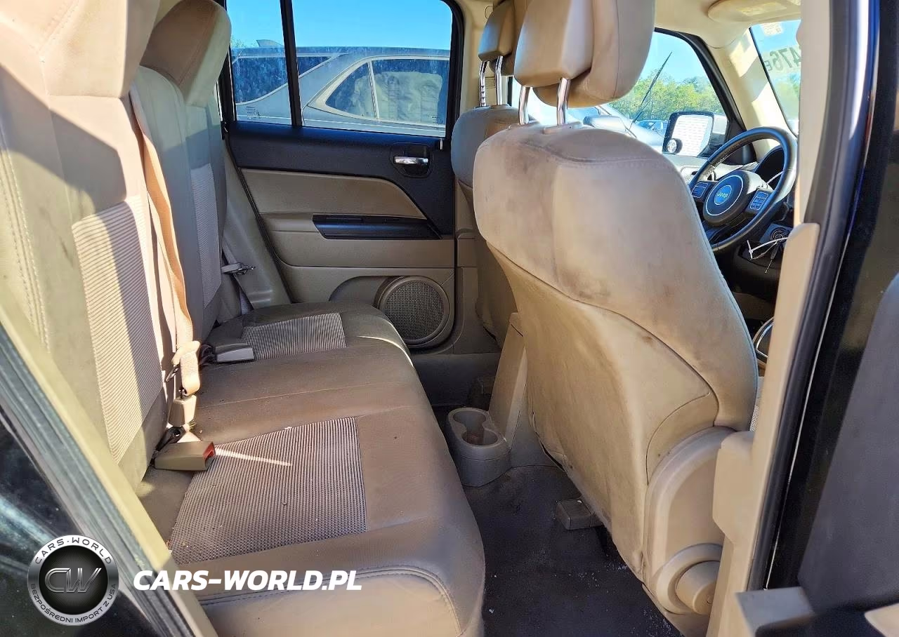 2012 Jeep Patriot Latitude VIN:1C4NJPFB5CD542163 - 11