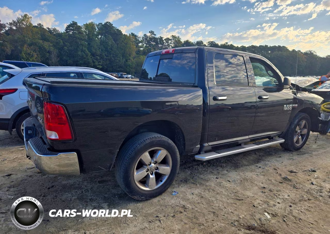 2018 Ram 1500 Slt VIN:3C6RR7LT0JG197929 - 3