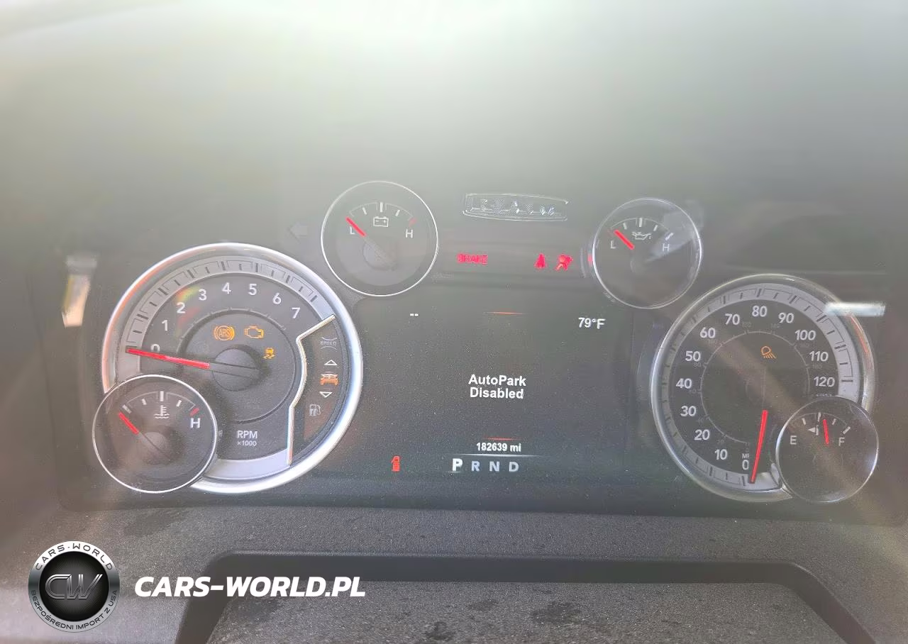 2018 Ram 1500 Slt VIN:3C6RR7LT0JG197929 - 9
