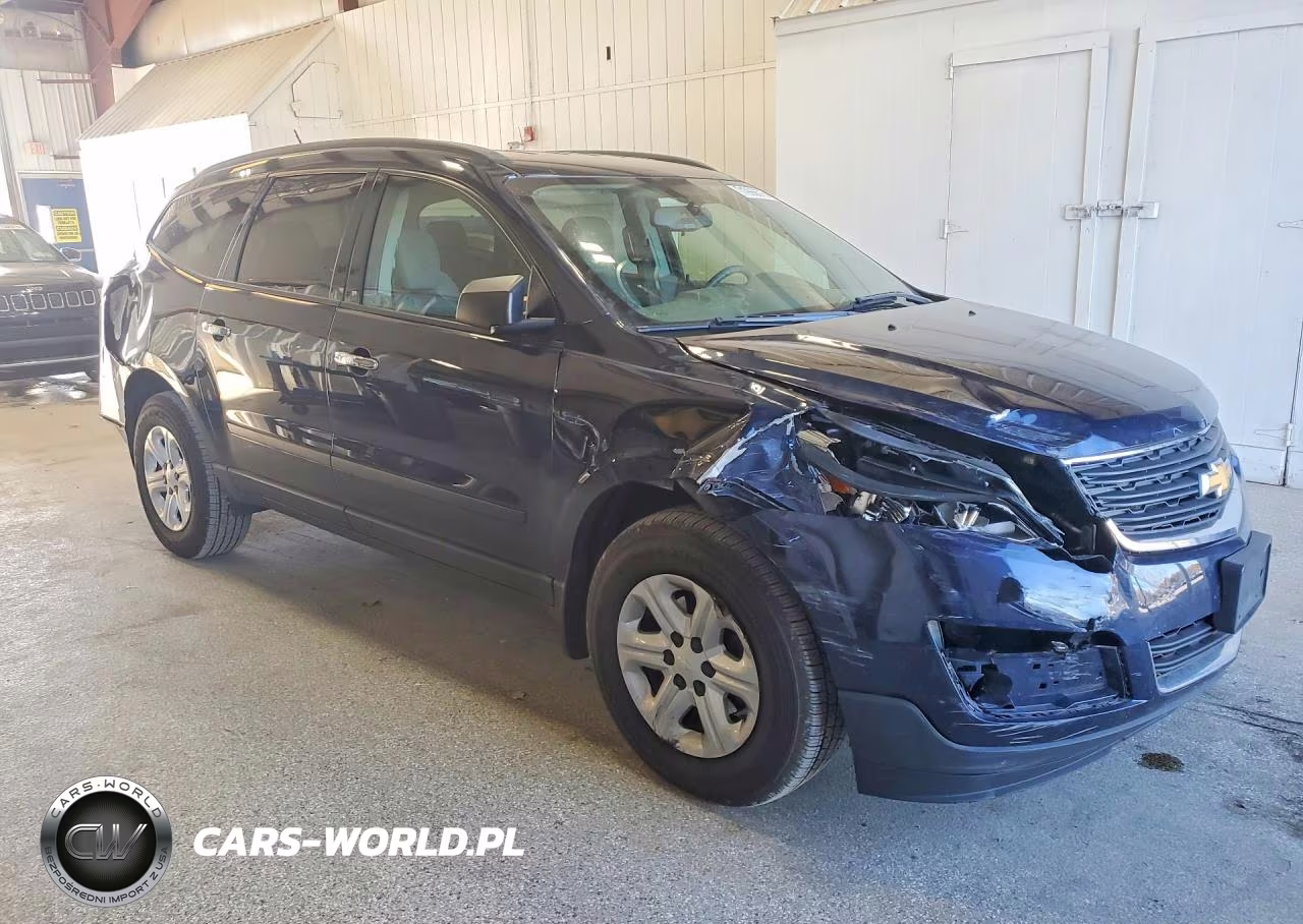 2015 Chevrolet Traverse Ls VIN:1GNKVFED2FJ245935 - 4