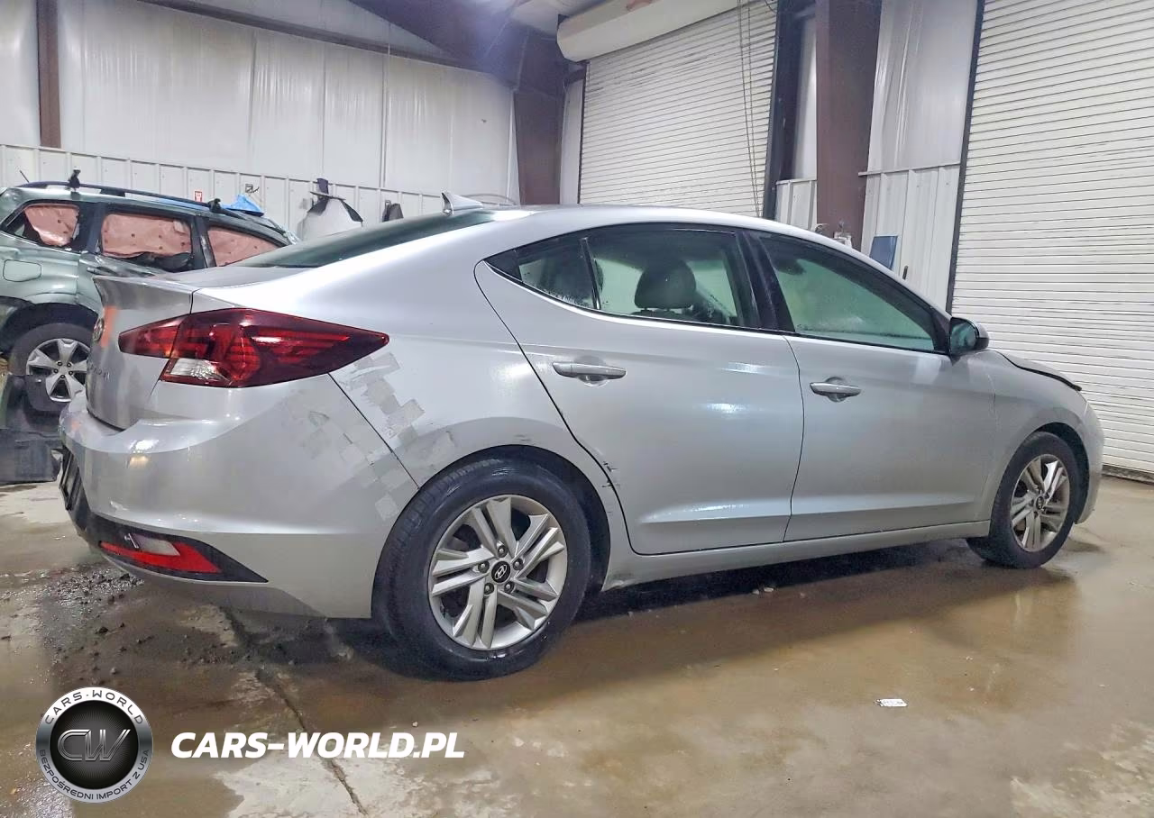 2020 Hyundai Elantra Sel VIN:5NPD84LF2LH633205 - 3