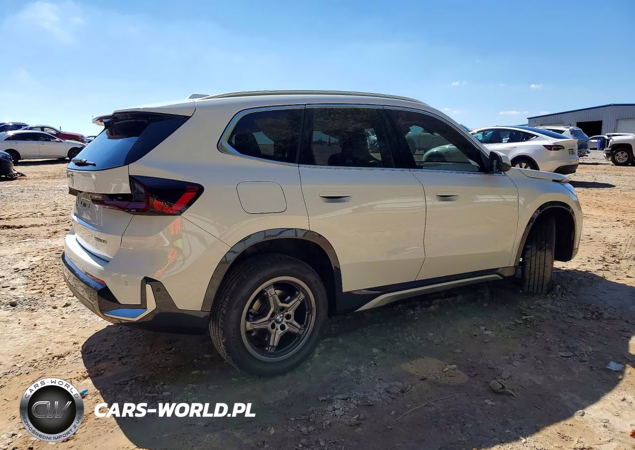 2025 BMW X1 xDrive28I VIN:WBX73EF01S5319118 - 3