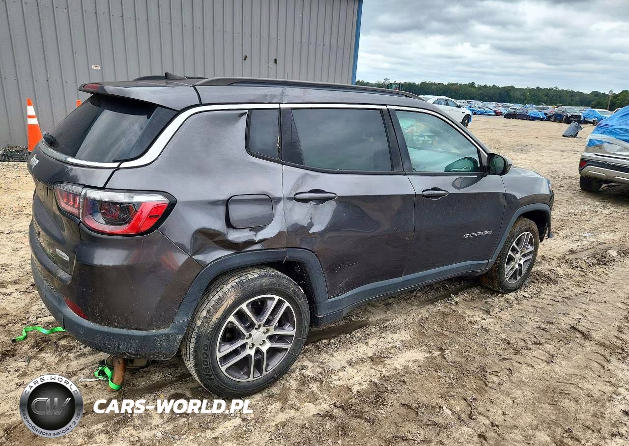 2020 Jeep Compass Latitude VIN:3C4NJCBBXLT253014 - 3