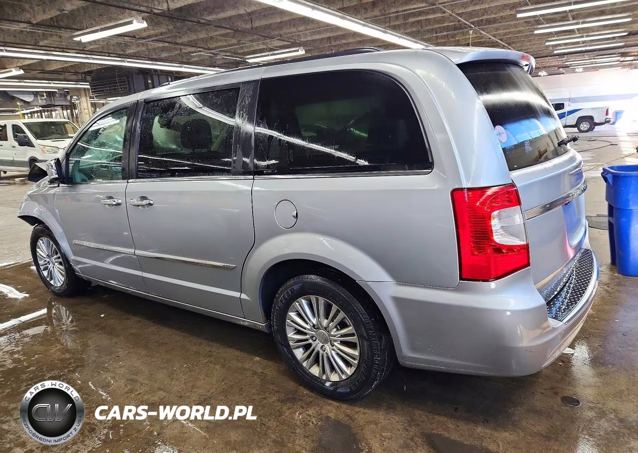 2015 Chrysler Town & Country Touring L VIN:2C4RC1CG0FR554585 - 2