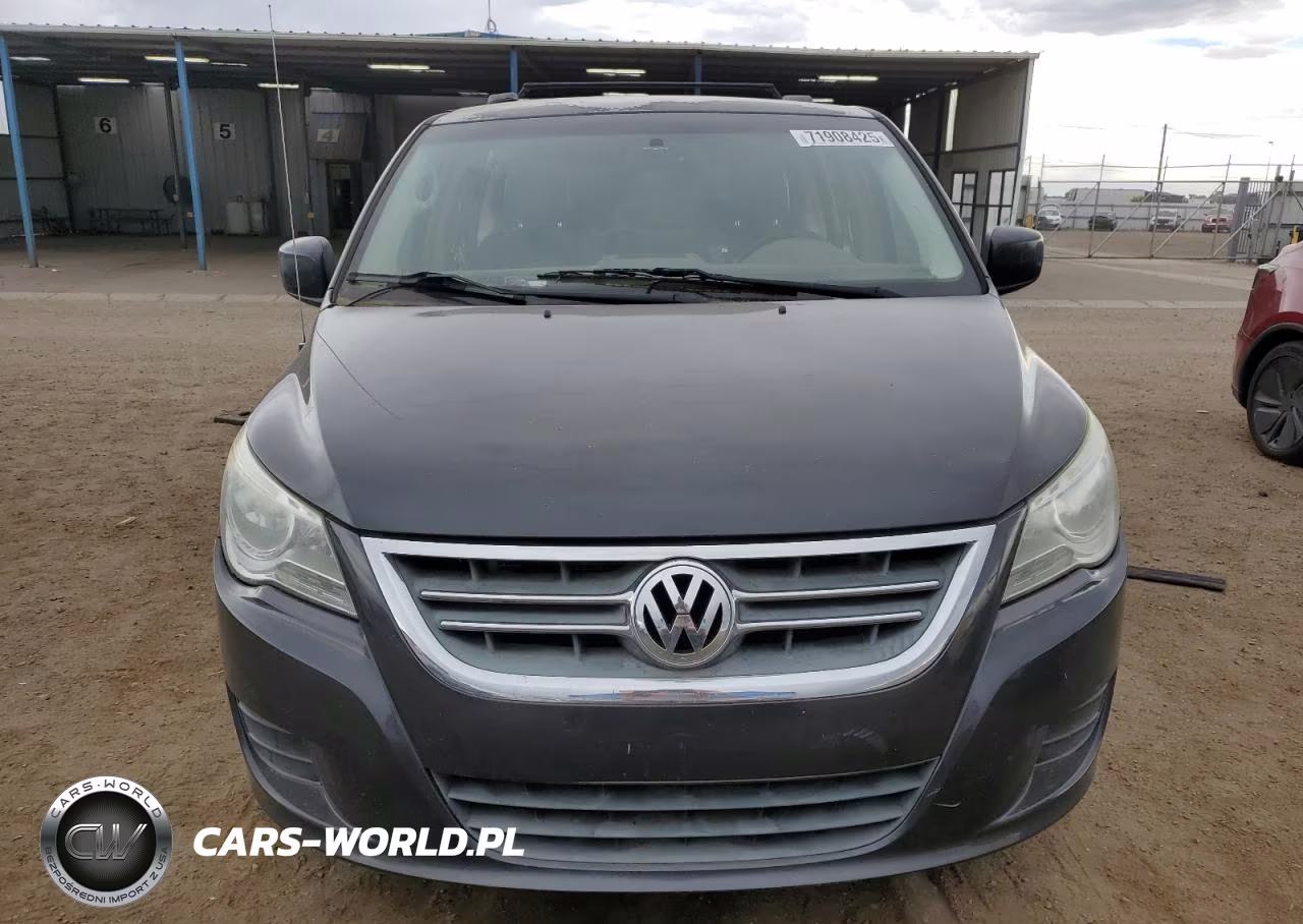 2011 Volkswagen Routan Se VIN:2V4RW3DG3BR670476 - 5