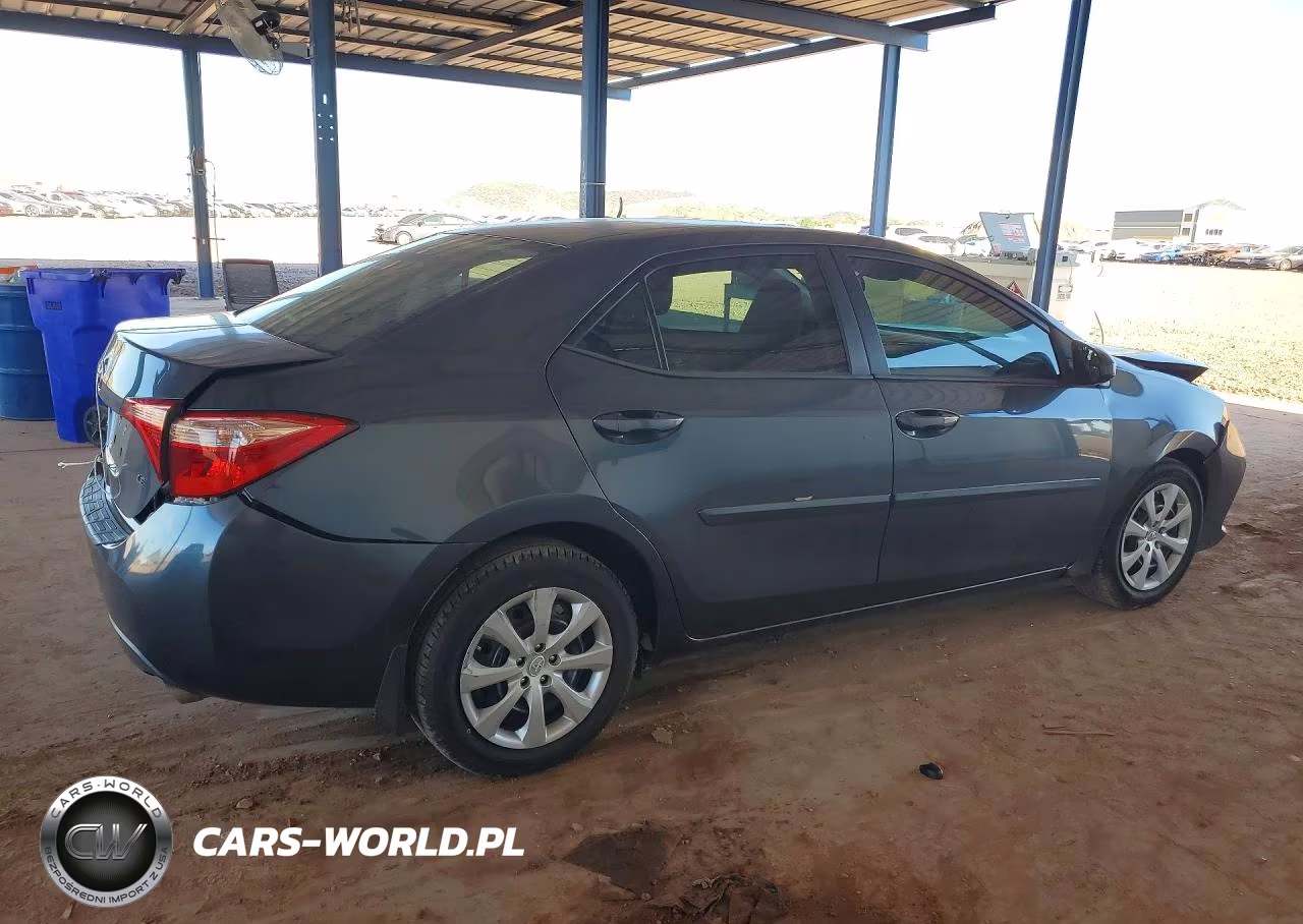 2017 Toyota Corolla Le VIN:2T1BURHE1HC873100 - 3