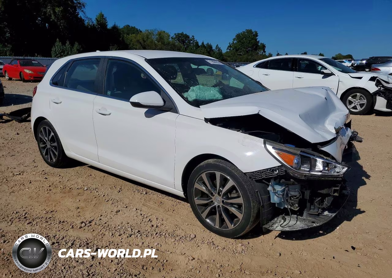 2018 Hyundai Elantra Gt Base VIN:KMHH35LE1JU032072 - 4