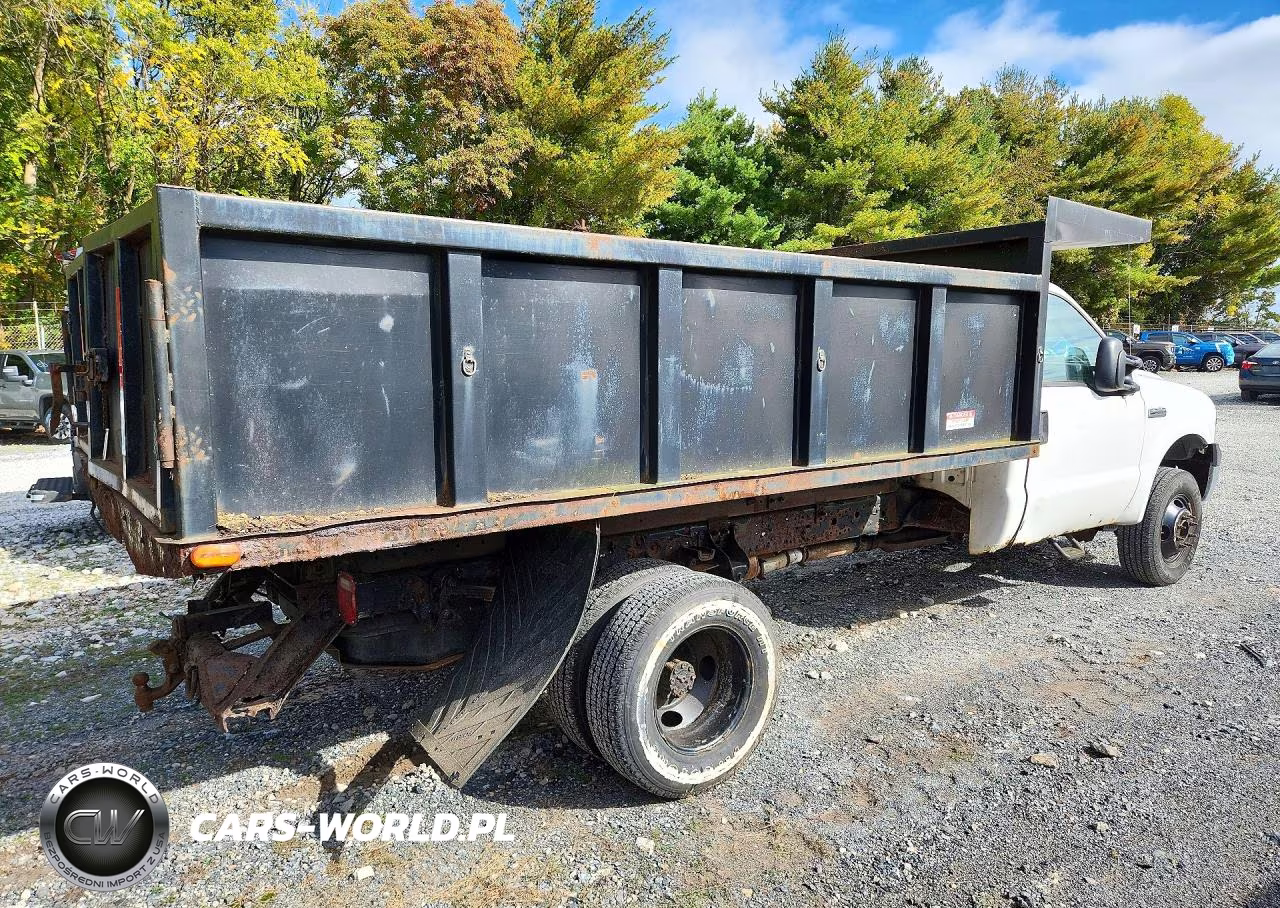 2005 Ford F350 Super Duty VIN:1FDWF37555EB97460 - 3