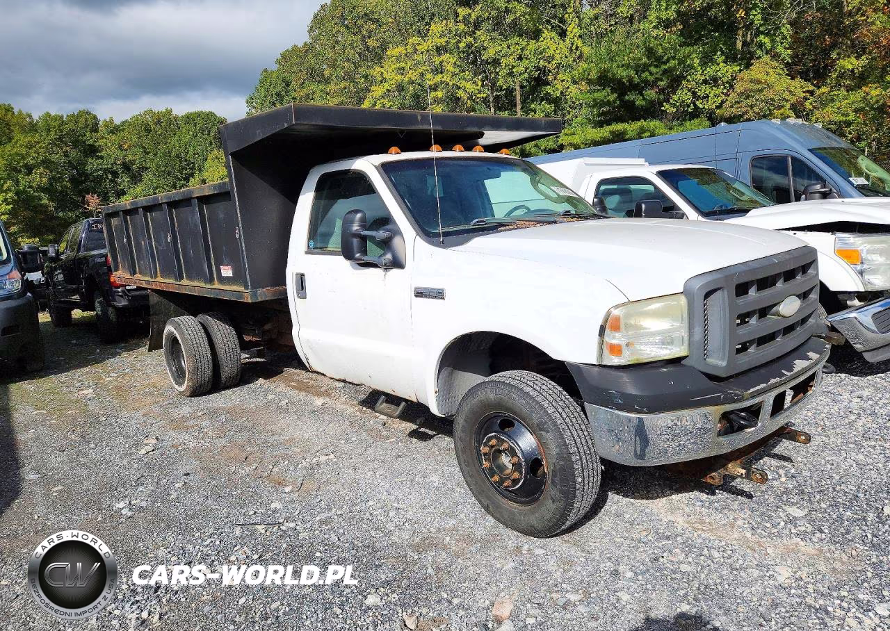 2005 Ford F350 Super Duty VIN:1FDWF37555EB97460 - 4
