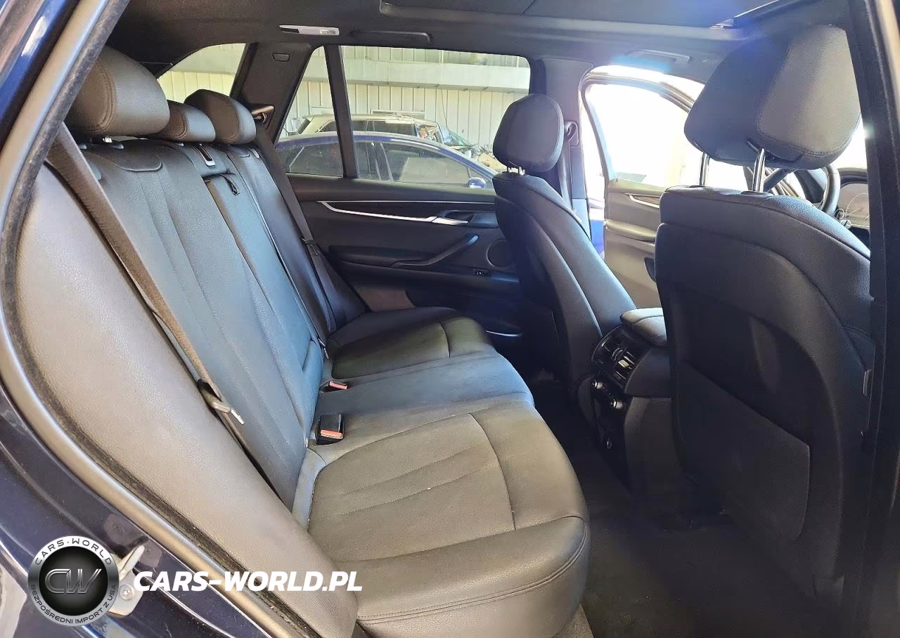2018 BMW X5 Xdr40E VIN:5UXKT0C52J0W00168 - 11